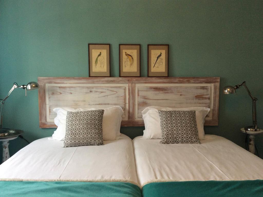 Marina Lounge Hostel Понта-Делгада Екстер'єр фото
