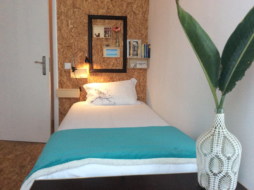 Marina Lounge Hostel Понта-Делгада Екстер'єр фото