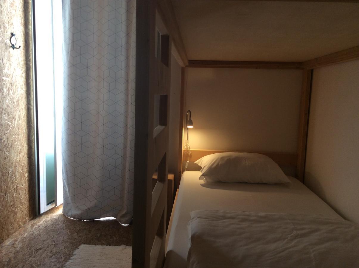 Marina Lounge Hostel Понта-Делгада Екстер'єр фото