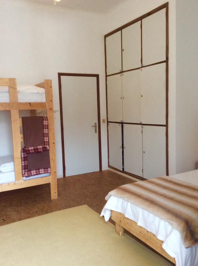 Marina Lounge Hostel Понта-Делгада Екстер'єр фото