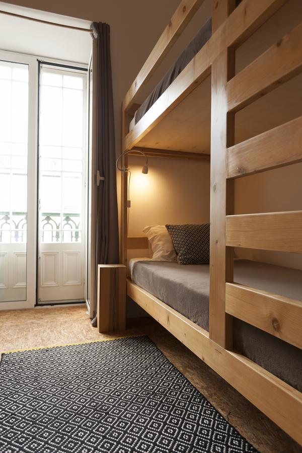 Marina Lounge Hostel Понта-Делгада Екстер'єр фото